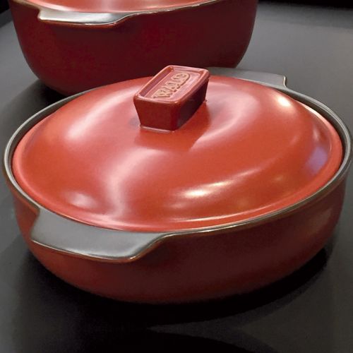 Tegame cm 28 c/ cop. a induzione col. rosso
